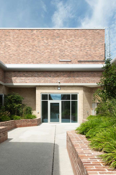 Doors | Springfield Hospital | Private Hospital | GallifordTry | Chelmsford | Projects | Envelis
