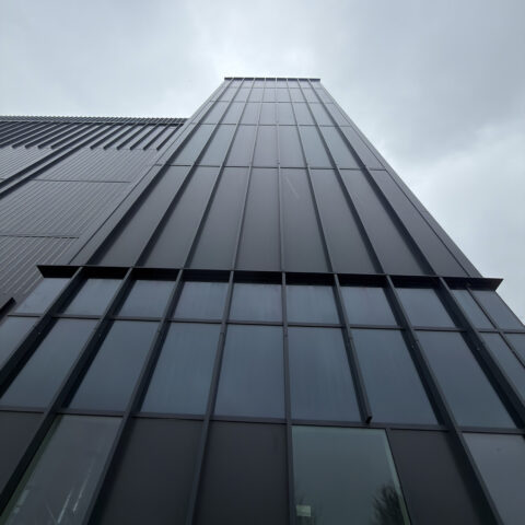 LON4 | Colt | United Kingdom | London | Data Centres | Roofing | Cladding | Bespoke Louvres | Projects | Envelis
