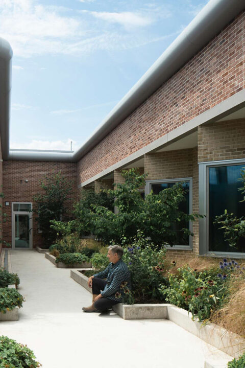 Springfield Hospital | Cladding Systems | Roofing | Louvres Systems | Ramsay Health Care | Chelmsford | Projects | Envelis