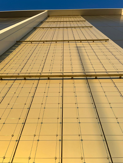 Yondr Data Centres | LON1 | United Kingdom Data Centres | Doors | Cladding | Glazing | Projects | Envelis - Envelis