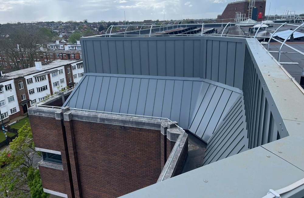 Comprehensive Roofing Systems Roofing _ Harrow Crown Court _ Public Sector _ Projects _ Envelis new2